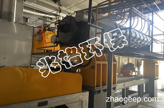 江蘇客戶訂購兆格環(huán)保2套全自動液壓壓榨機(jī)調(diào)試成功