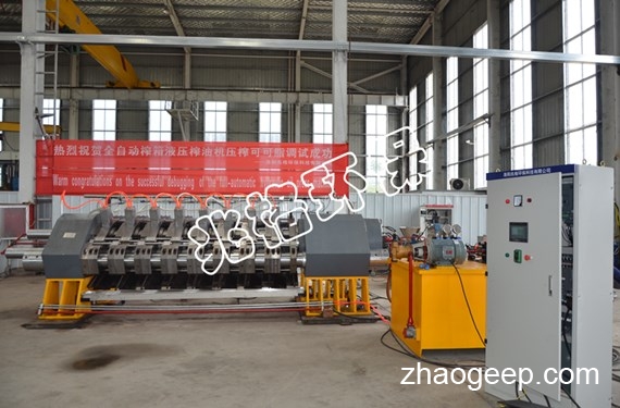 兆格環(huán)保全自動液壓榨油機(jī)芝麻醬熱榨試機(jī)成功